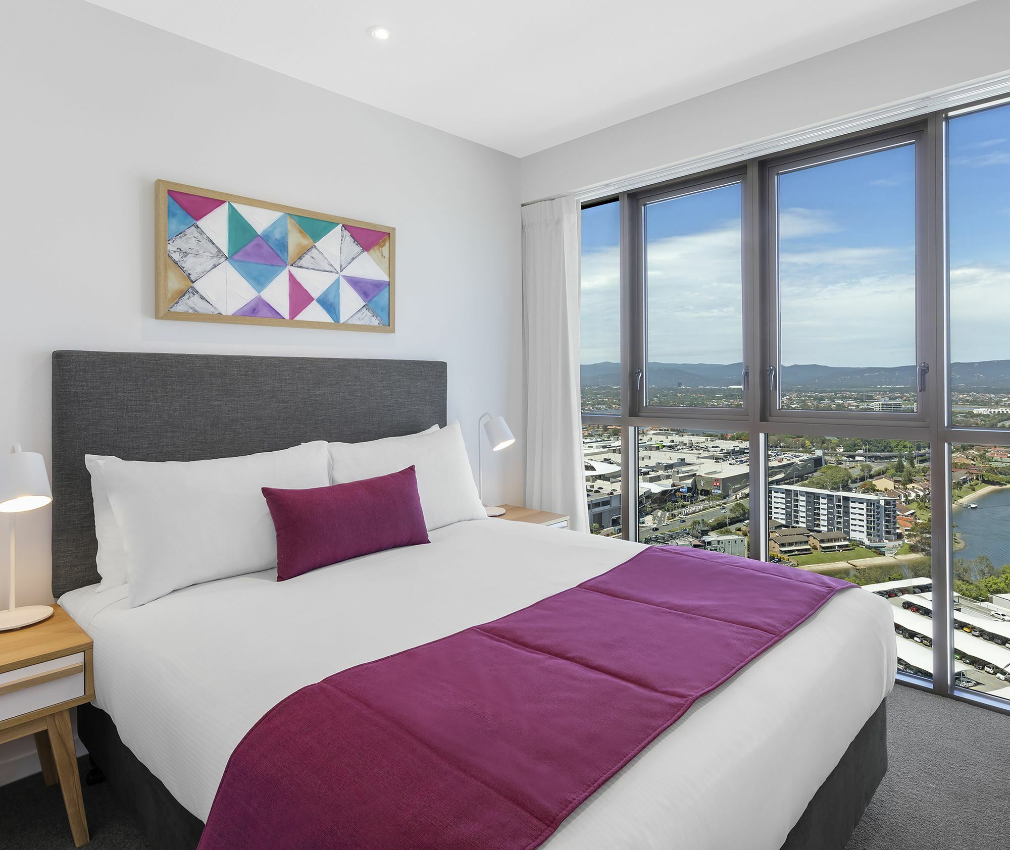 Aparthotel Avani Broadbeach Residences 4*